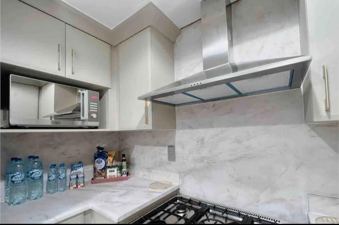 1-bedroom In Palm Jumeirah W/ Amazing Water View Apartment Dubai